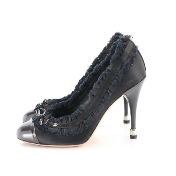 Chanel Interlocking CC Logo Satin Pumps - Size: 4.5 | US4.5, IT34.5 - Picture 3 of 6